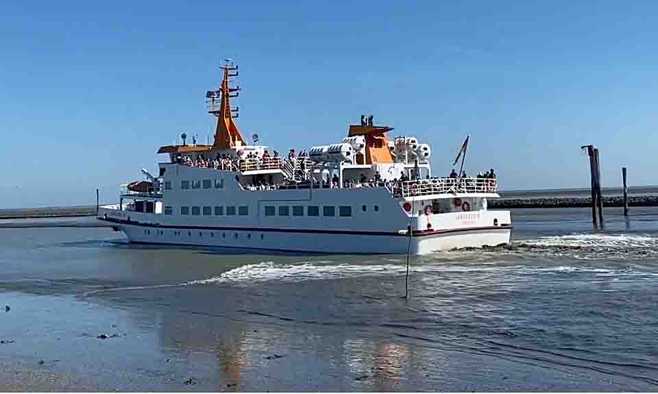 De boot naar Bensersiel