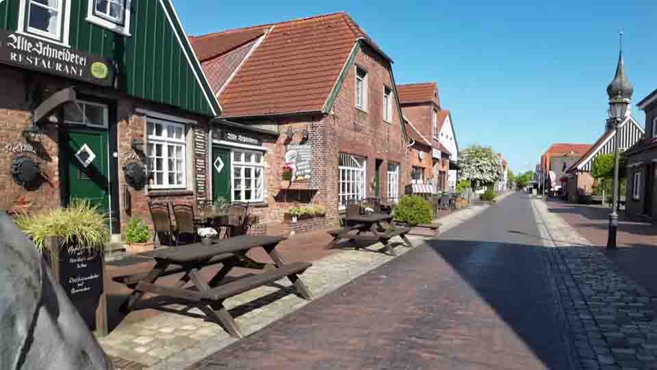 Restaurants en winkeltjes in Hooksiel