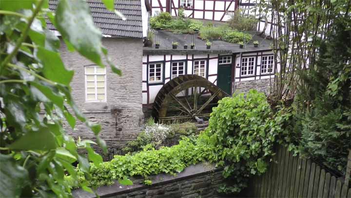 Oude watermolen in Monschau